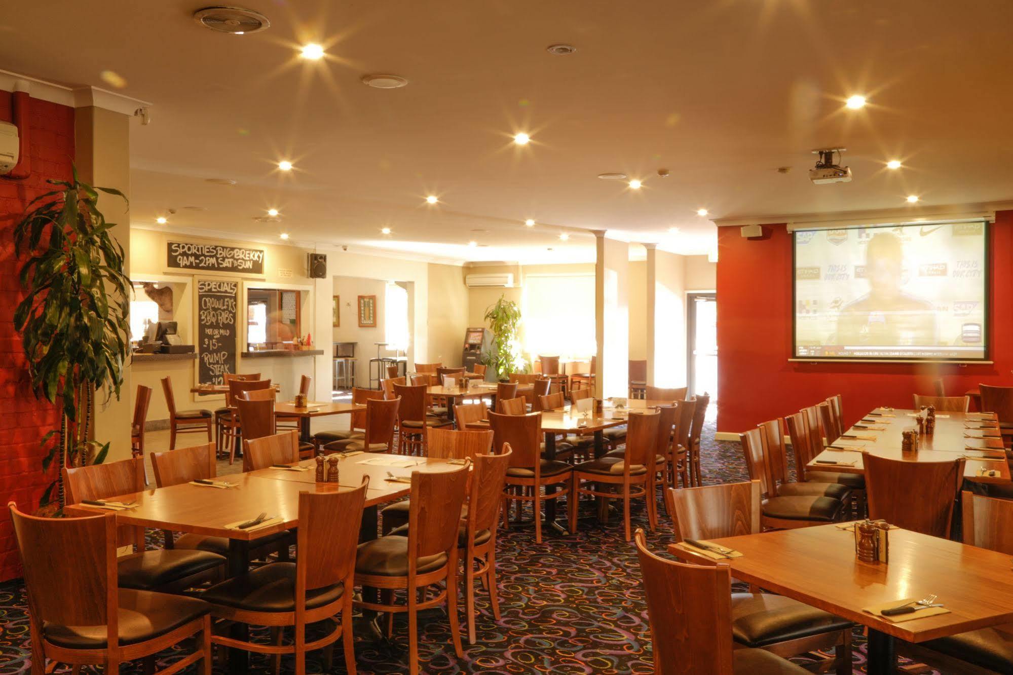 Sportsmens Club Hotel Уогга-Уогга Экстерьер фото